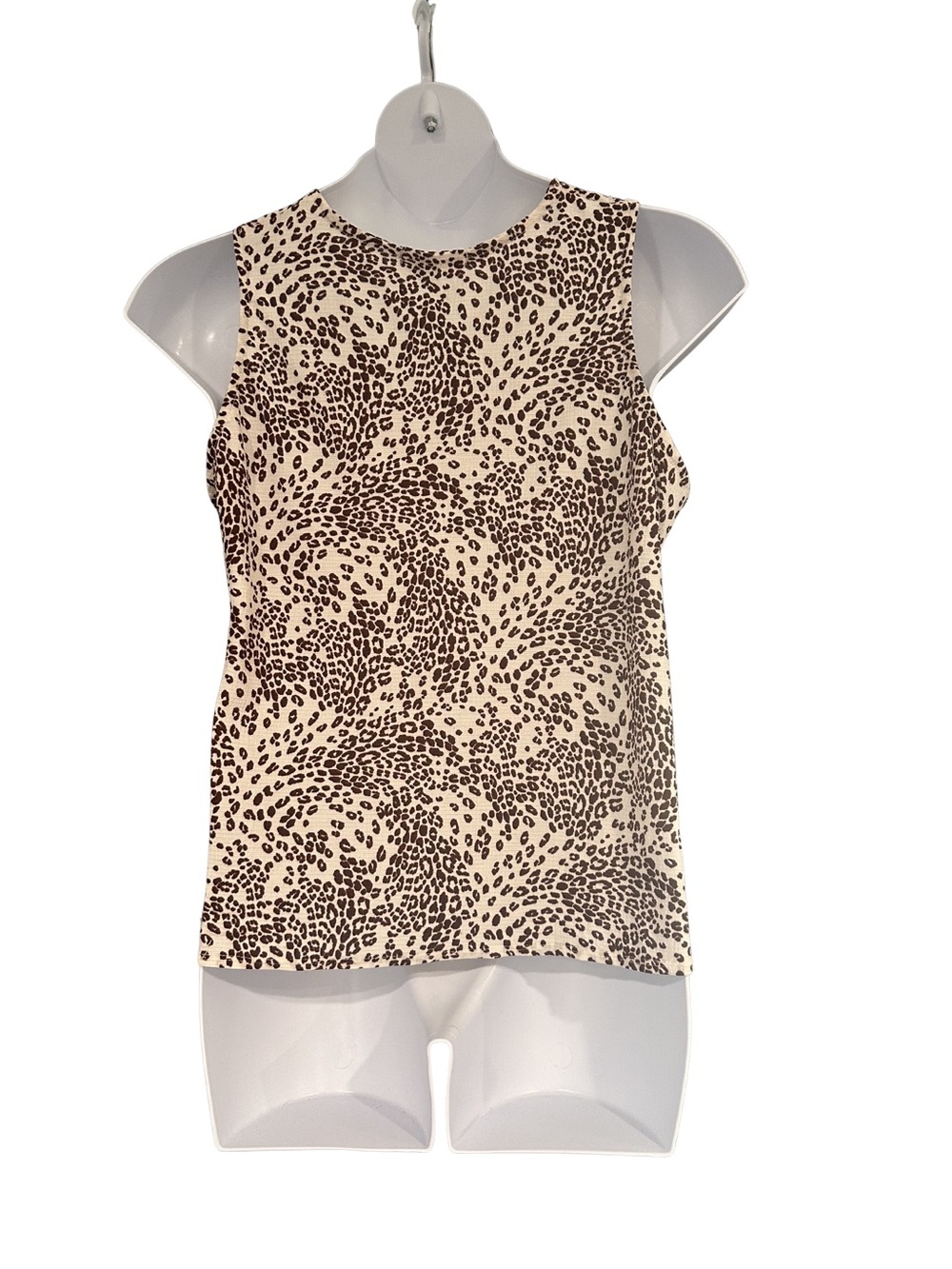 Joie de Vivre Women’s Plus-Size 2X Sleeveless Leopard Tie-Front Blouse - Picture 4 of 7